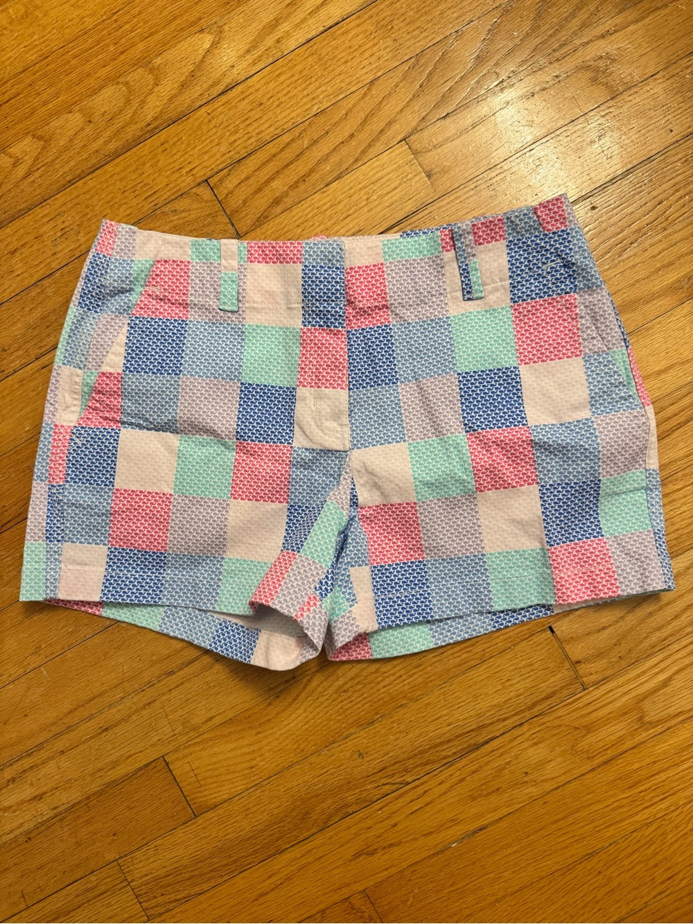 Vineyard Vines :: Women’s Pastel Patchwork Print Shorts